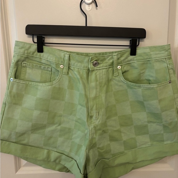 Wild Fable green checkered highest rise mom shorts cuffed bottom size 16 - Picture 1 of 9